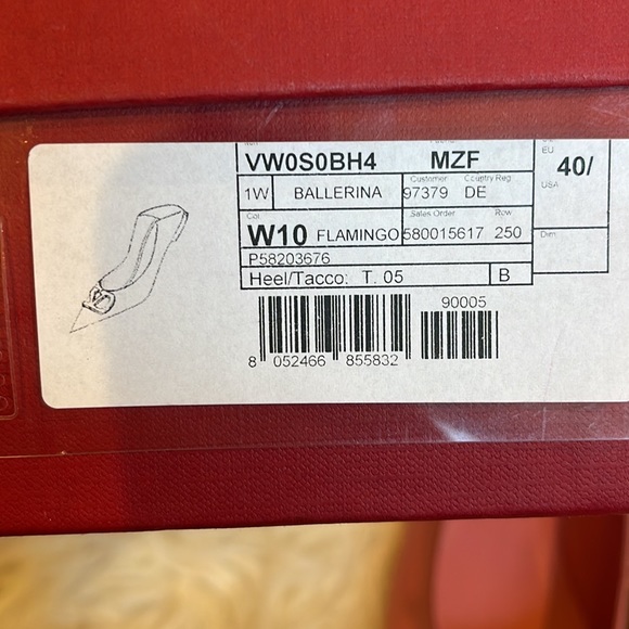 Valentino Logo Flats - Picture 6 of 6